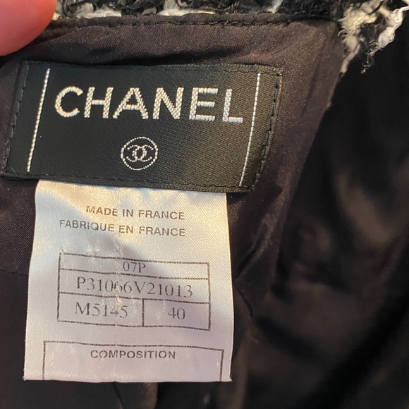 CHANEL tweed dress - Picture 7 of 7